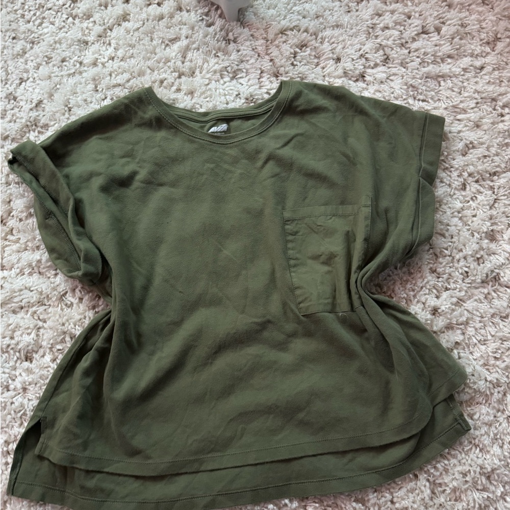 Avia Simple Basic Pocketed Green Casual Streetwea… - image 1